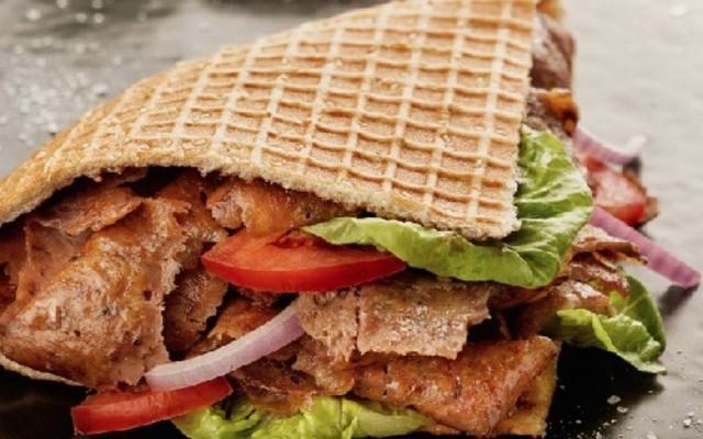 Shushi Kebab - Bánh Mì Thổ Nhĩ Kỳ - Trưng Nhị