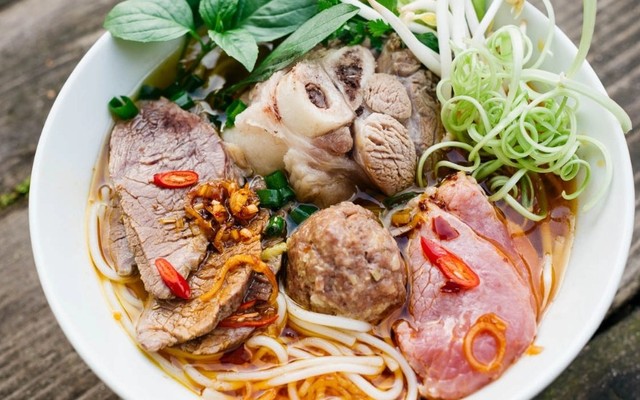 Bún Bò Dì Bê
