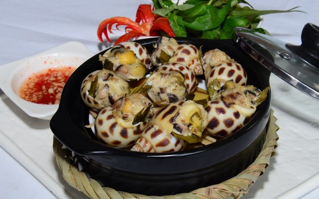 Hẻm Đồ Biển - Bình Lợi