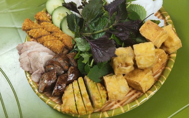 Linh Anh - Bún Đậu & Cháo Lòng