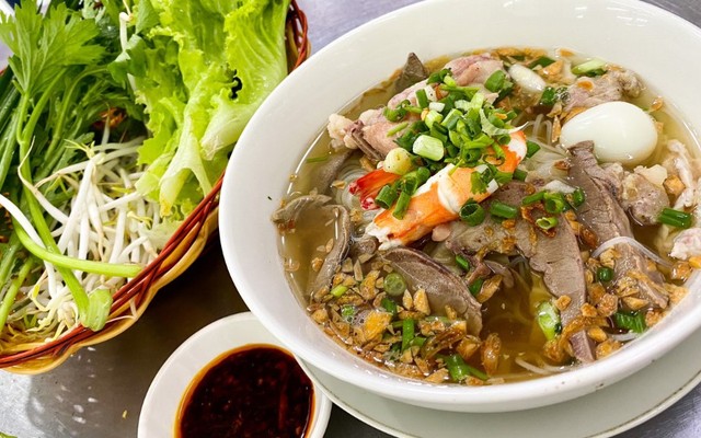 Thanh Trà Vinh - Hủ Tiếu Nam Vang - Tân Quý