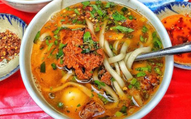Bánh Canh Ruộng - Lê Sát