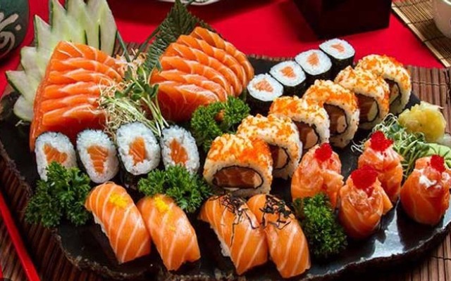 Phượng Hoàng Coffee - Sushi & Cơm Trưa Văn Phòng