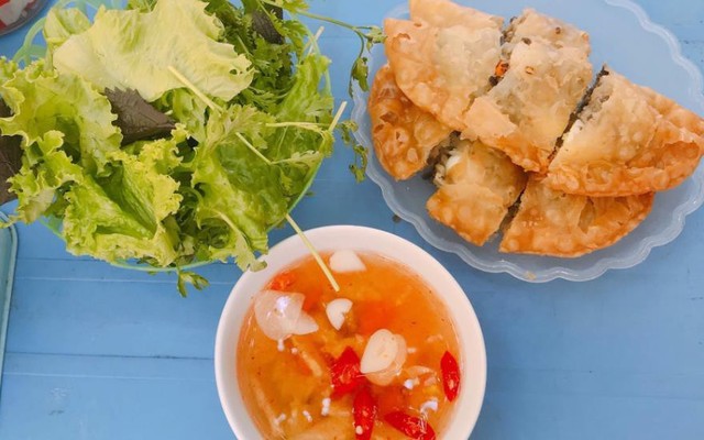 Bánh Gối Trâm - Hoàng Tích Trí