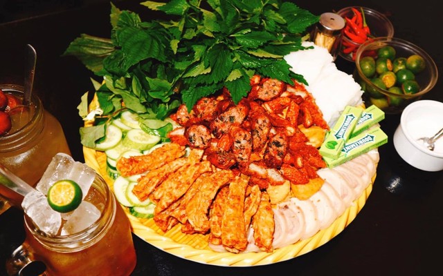 Bún Đậu Ba Chị Em