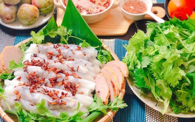 Gia Huy - Bánh Cuốn, Bún Chả & Gà Tần