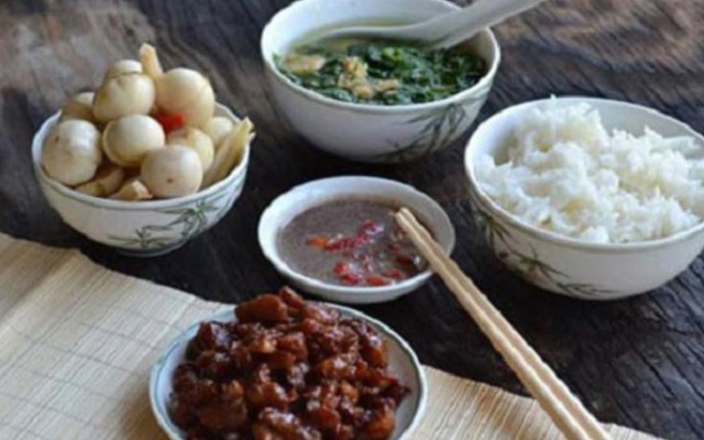 Quán Cơm Quê - Ngõ Tự Do