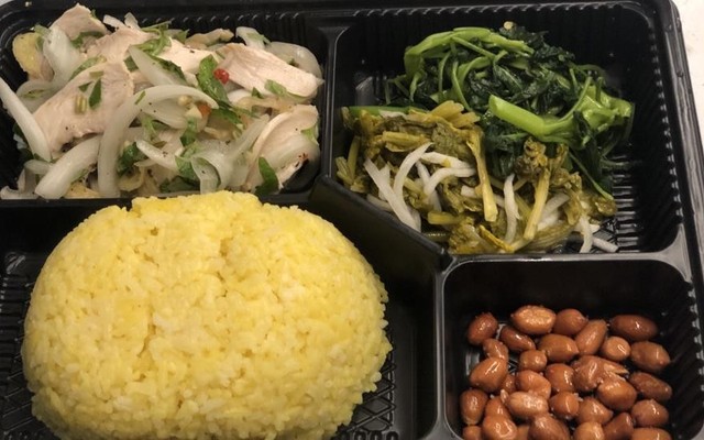 Gà Son - Cơm, Phở & Lẩu Gà Đông Tảo