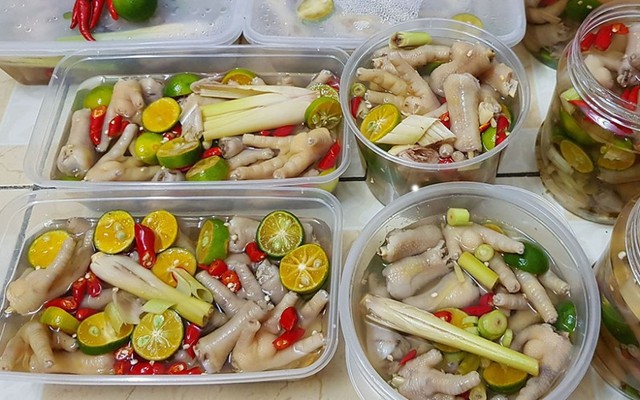 Quỳnh Thanh - Chân Gà Sả Tắc - Shop Online