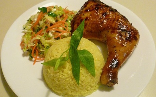 Trang Nhung Quán - Cơm Gà Nướng Mật Ong