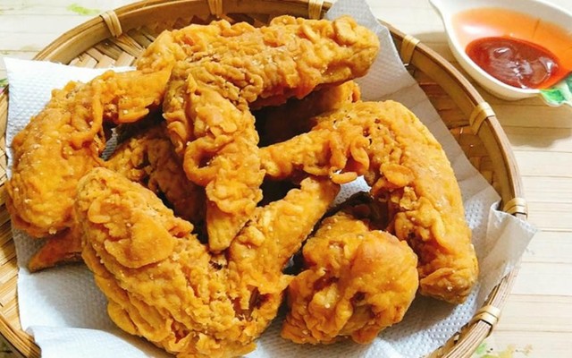 Ông Thái Lan - Gà Rán - Đặng Thùy Trâm