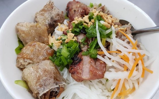 Gat House - Bánh Mì & Bún Thịt Nướng - Thành Thái