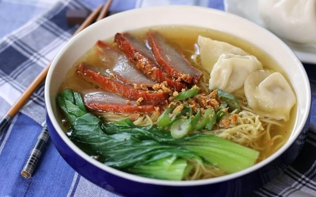 Huỳnh Gia - Hủ Tiếu Mì & Hoành Thánh - Ngô Quyền