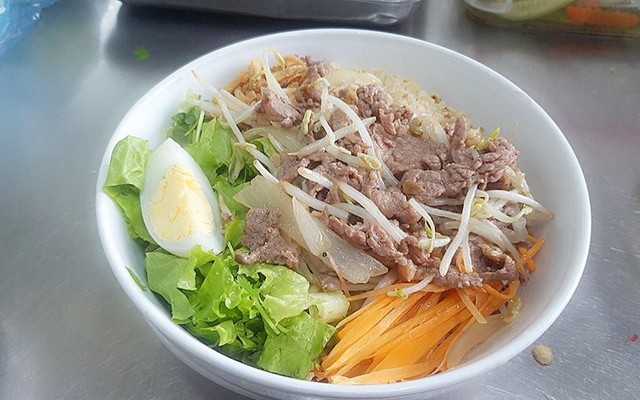 Tiệm Cô Ba - Bún Bò Trộn Nam Bộ & Cơm Rang