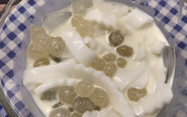 Ngọc Hapi - Chè, Thạch Dừa & Sữa Chua - Shop Online