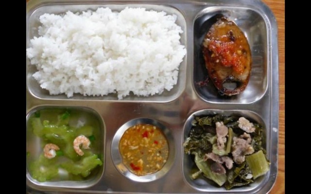 Hai Họ - Quán Cơm Văn Phòng