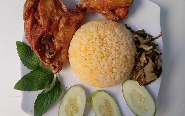 Lộc Ký - Cơm Gà Tam Kỳ Xối Mỡ - Bình Quới