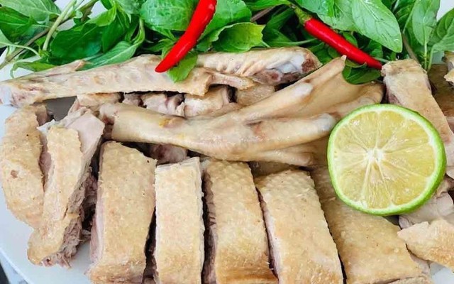 Vịt Cỏ Nguyễn Trọng - Mễ Trì Hạ