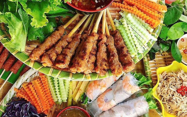 Tasty - Nem Nướng Nhà Kèn - Hoàng Minh Thảo