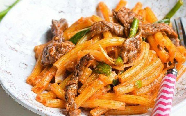 Bếp Cô Lan - Mì & Nui Xào Bò - Nguyễn Trọng Tuyển