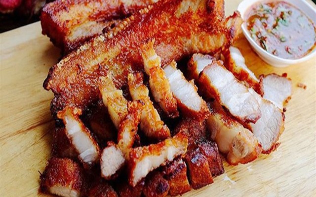 Quán Cô Phú - Cơm Ba Rọi Chiên Giòn