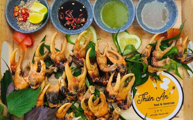Thiên Ân Quán - Chân Gà Sả Tắc & Cơm Văn Phòng