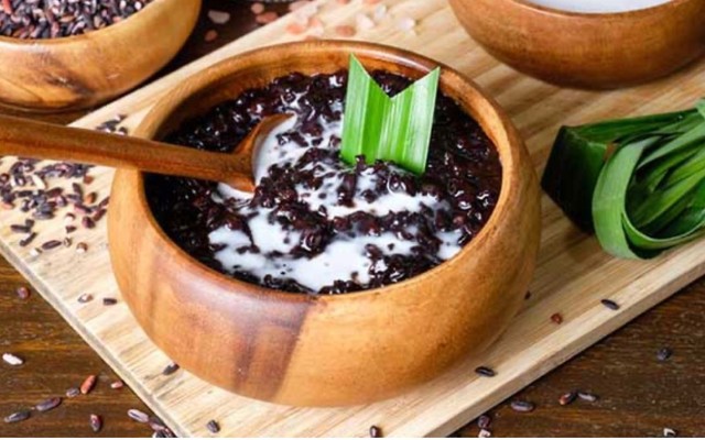 Sữa Chua Nếp Cẩm Đà Nẵng - Trần Bạch Đằng