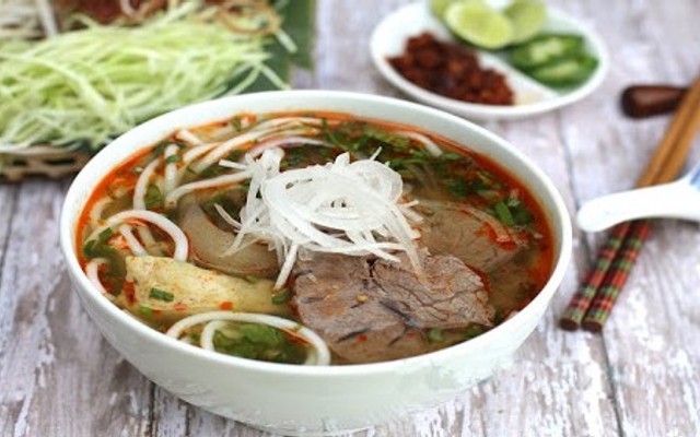 O Vy - Bún Bò Huế & Phá Lấu Bò