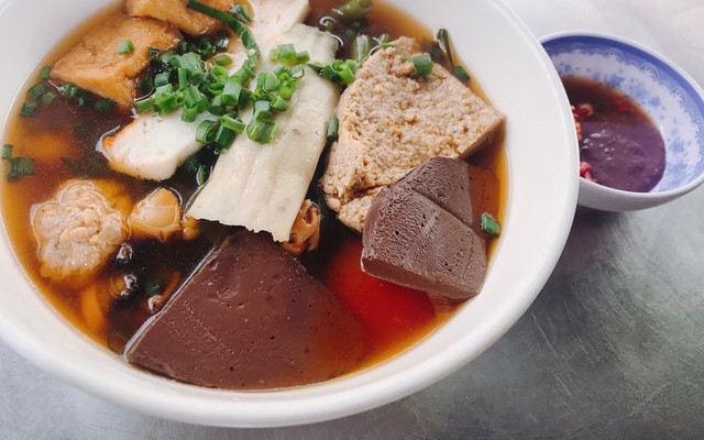 Ốc Thư - Cống Quỳnh