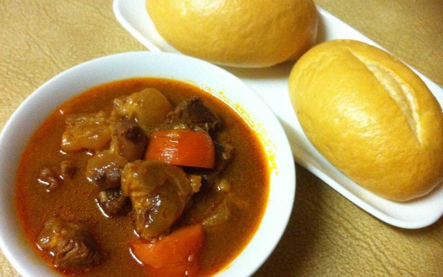 Cô Lan - Bánh Mì Sốt Vang, Nộm Chim Thịt Bò & Phở Cuốn - Shop Online