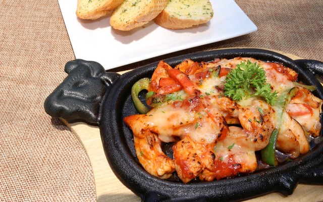 Rio Café & Restaurant - Chung Cư Centana Thủ Thiêm