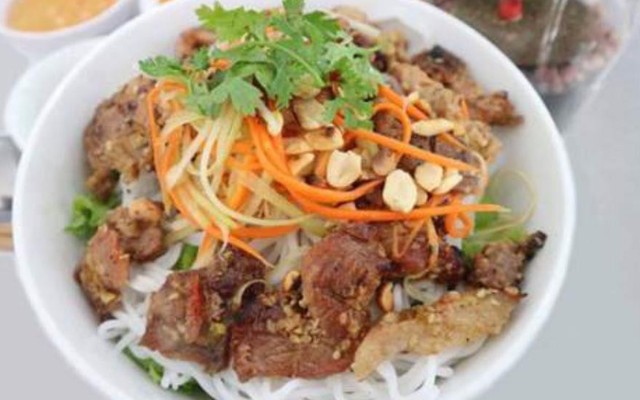 Bún Thịt Nướng Cô Tư - Cư Xá Phú Lâm D