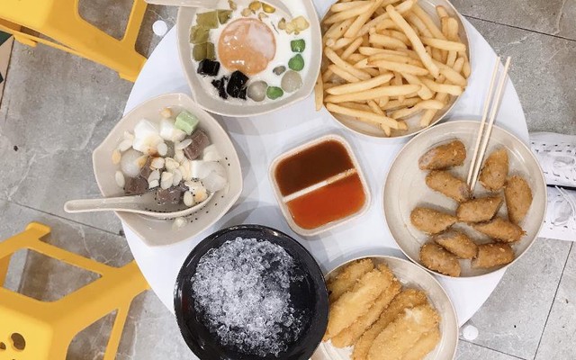Chè Ánh - Food & Desserts