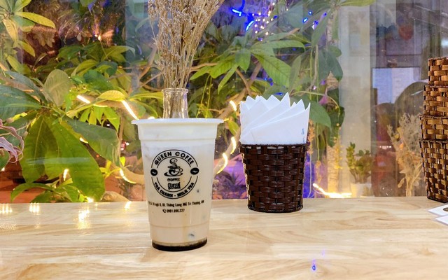 Queen Coffee - Trà Chanh & Trà Sữa - Đại Lộ Thăng Long