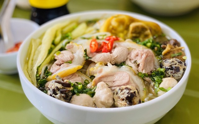 Hồng Thúy - Bún Dọc Mùng & Bún Riêu Cua Tóp Mỡ