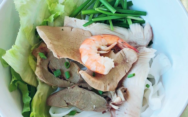 Hồng Ký - Hủ Tíu Mì Hoành Thánh & Mì Vịt Tiềm