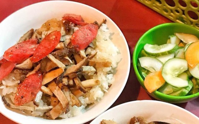 Xôi & Bánh Mì Ngõ 