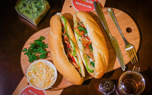 Bánh Mì Hoa Lê - Tam Khương