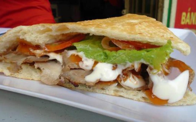 Bánh Mì Hoàng Nhung - Hoàng Công Chất