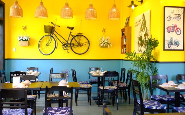 Tiệm Cơm Kiểu Huế