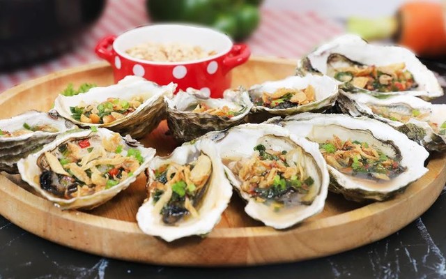 Hải Sản Nướng Vân Đồn - Lương Khánh Thiện