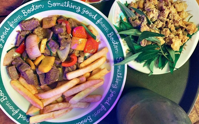 Beer By The Bottle -  Snacks & Bò Mỹ Lúc Lắc