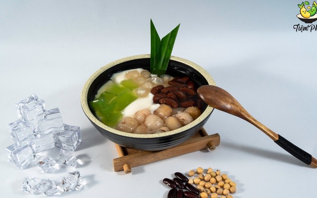 Tiệm Phớ - Đào Tấn