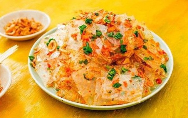 Cô Dư - Bánh Tráng Trộn & Sữa Hạt Nguyên Cám