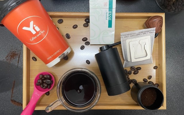 Yi - Coffee & Tea