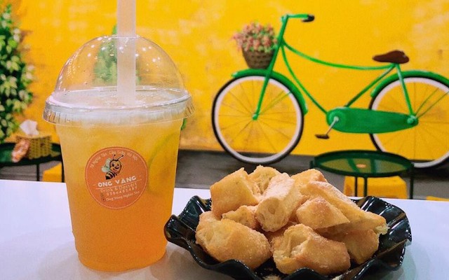 Ong Vàng - Drink & Dessert