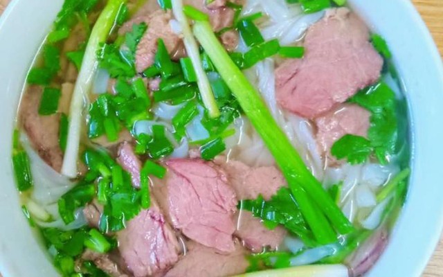 Nguyễn Tới - Phở Bò & Cơm Rang