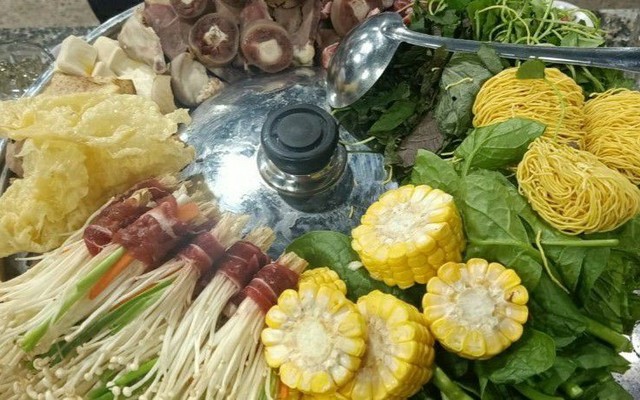Lẩu Đuôi Bò Lý Kòi 8 - Lê Văn Sỹ