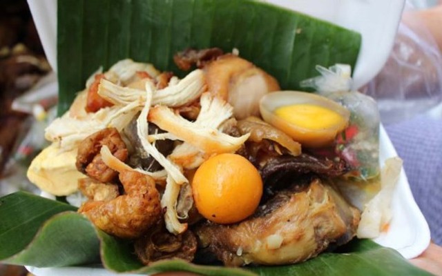 Ăn Vặt Gia Hưng - Hồ Văn Huê