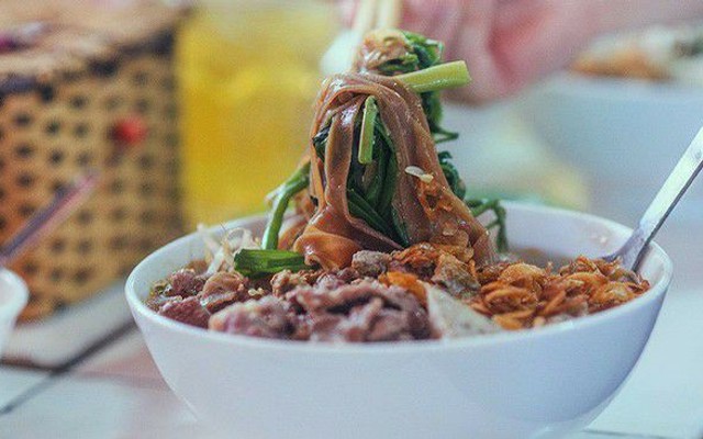 Lan Anh - Miến & Bánh Đa Cua - Tập Thể Trung Tự